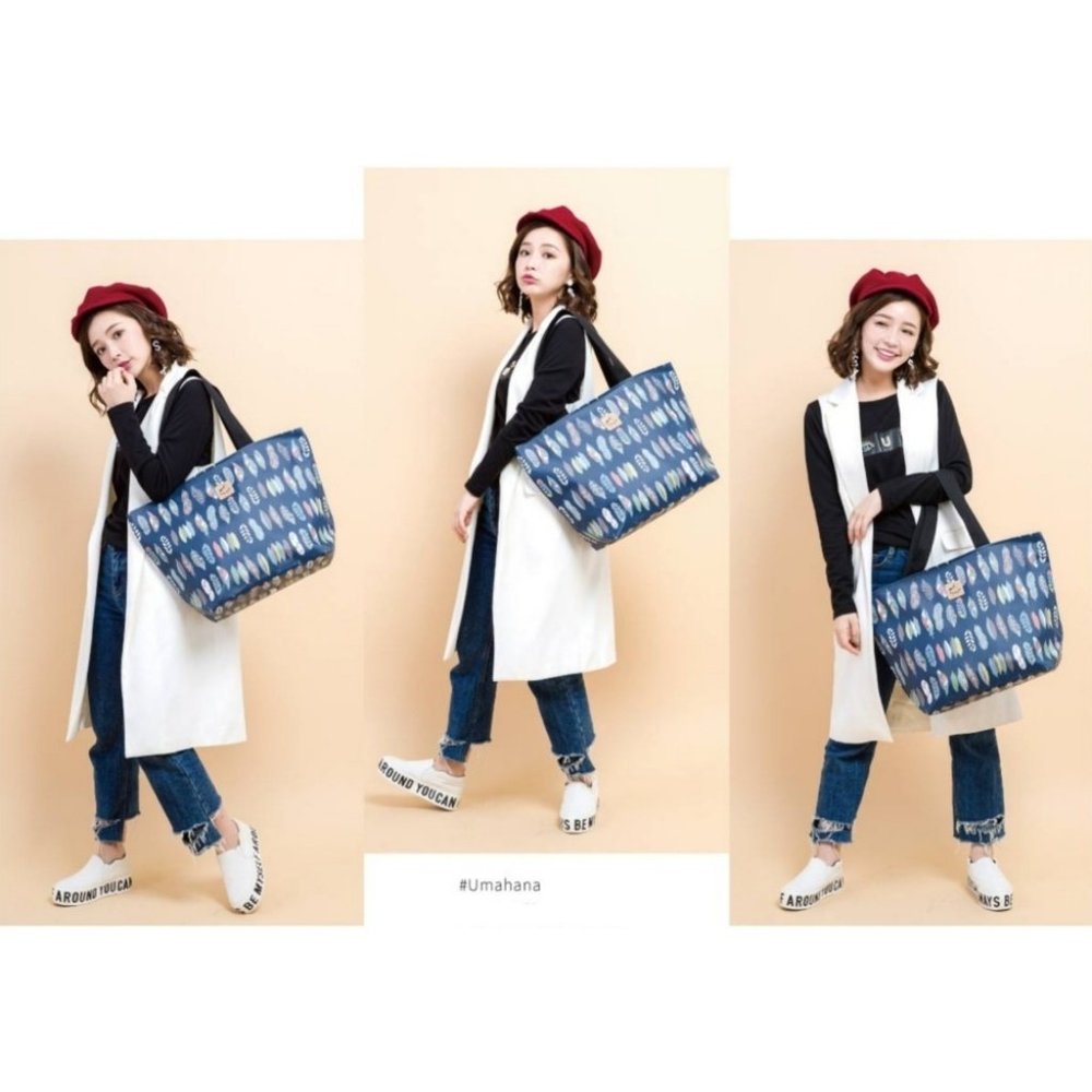 Waterproof Corgi Large Travel Tote Shoulder Bag - Picture 7 of 11